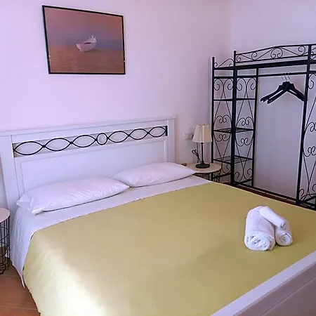 L'alloggio-not Just Bed and breakfast 4*
