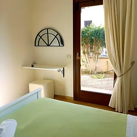 L'alloggio-not Just Bed and breakfast 4*
